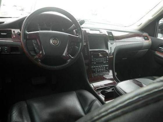 Cadillac Escalade EXT 2007 photo 2