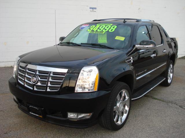 Cadillac Escalade EXT 2007 photo 2