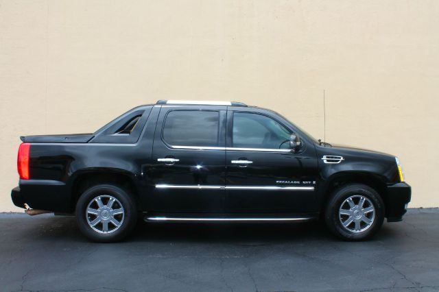 Cadillac Escalade EXT 2007 photo 13