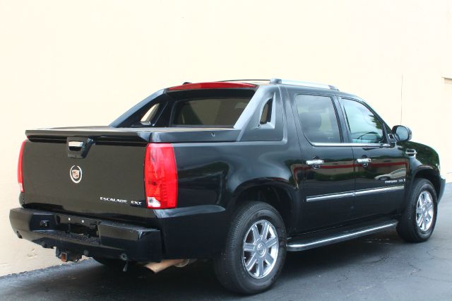 Cadillac Escalade EXT 2007 photo 23