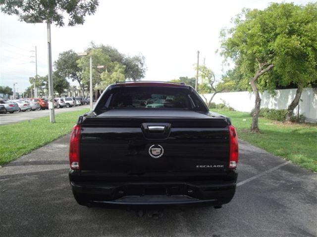 Cadillac Escalade EXT 2008 photo 3