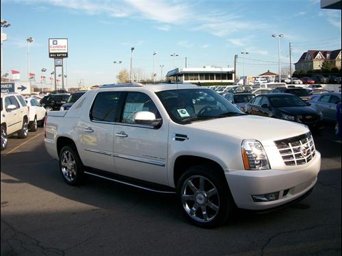 Cadillac Escalade EXT 2011 photo 2