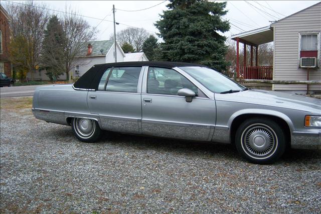 Cadillac Fleetwood 1995 photo 1