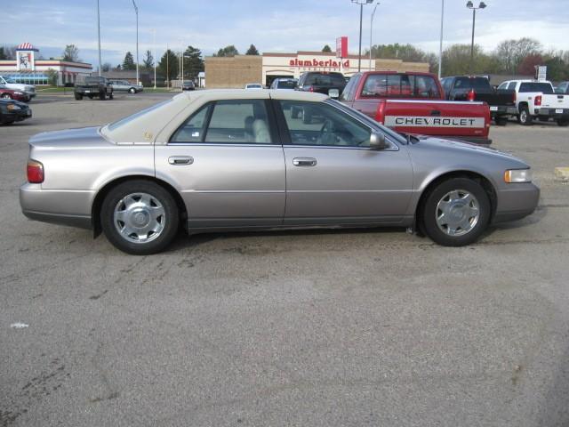 Cadillac SEVILLE 1998 photo 2