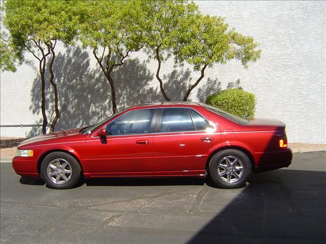 Cadillac SEVILLE DTS Sedan