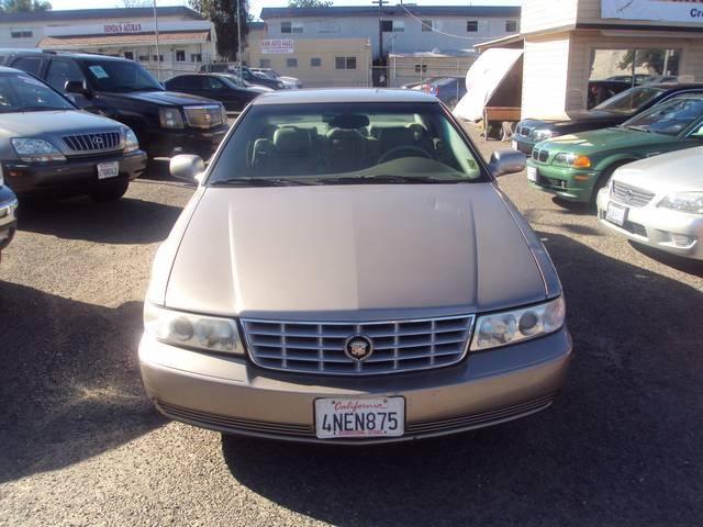 Cadillac SEVILLE 2000 photo 1