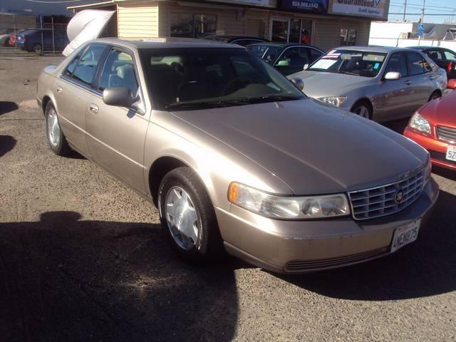 Cadillac SEVILLE 2000 photo 2