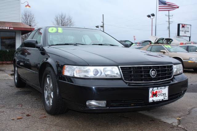 Cadillac SEVILLE DTS Sedan