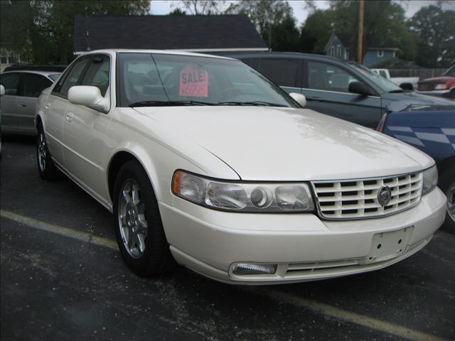 Cadillac SEVILLE DTS Sedan