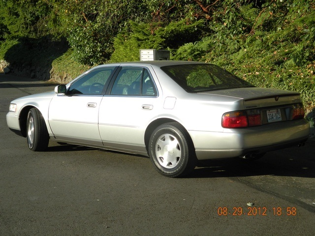 Cadillac SEVILLE 2001 photo 2