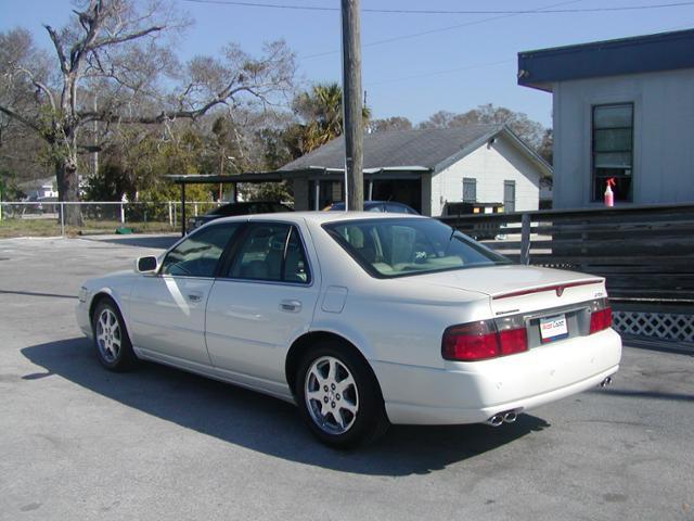 Cadillac SEVILLE 2003 photo 4