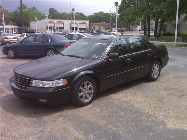 Cadillac SEVILLE 2003 photo 1