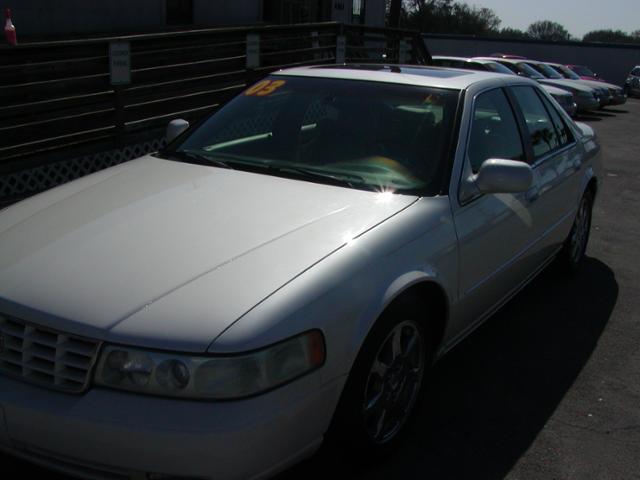 Cadillac SEVILLE 2003 photo 2