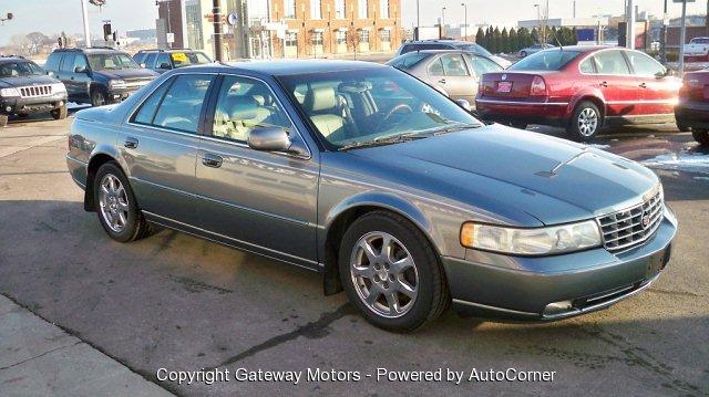 Cadillac SEVILLE DTS Sedan