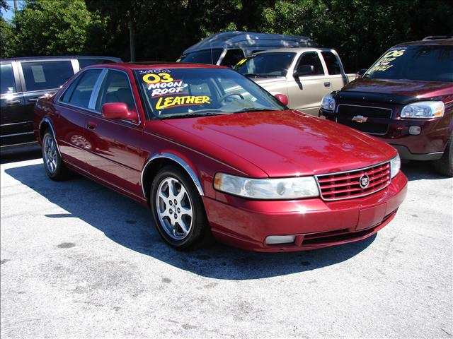 Cadillac SEVILLE DTS Sedan