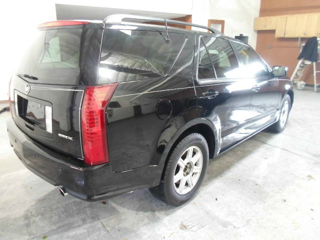 Cadillac SRX 2004 photo 8