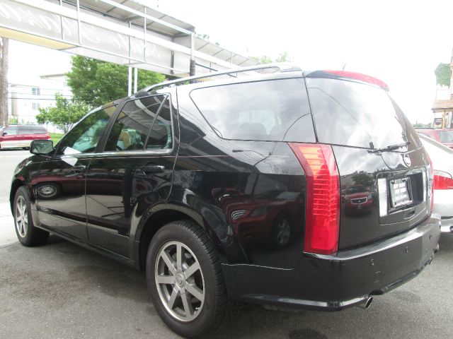 Cadillac SRX 2004 photo 10