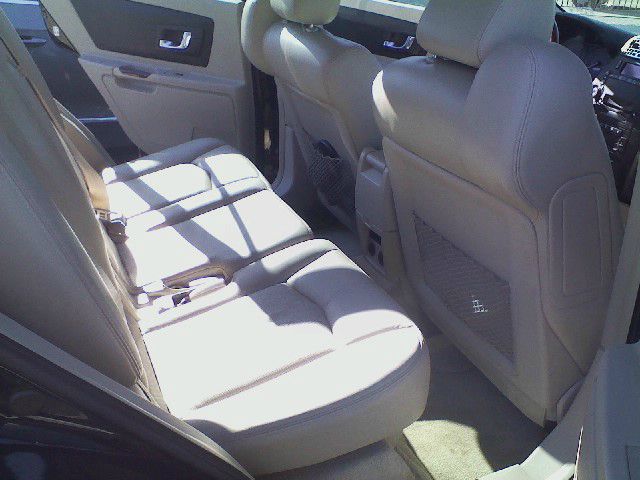 Cadillac SRX 2004 photo 1