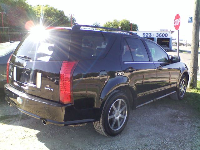 Cadillac SRX 2004 photo 4