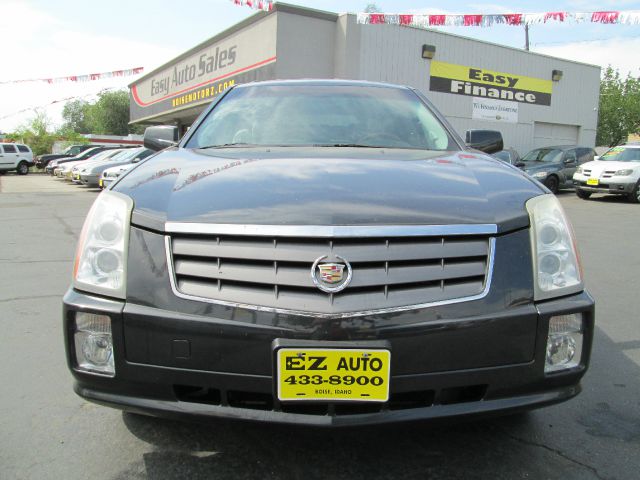 Cadillac SRX 2004 photo 4