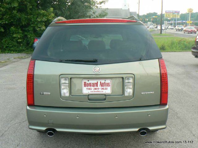 Cadillac SRX 2004 photo 1