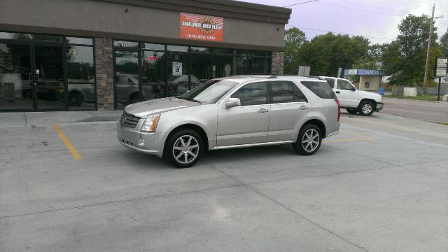 Cadillac SRX 2004 photo 3