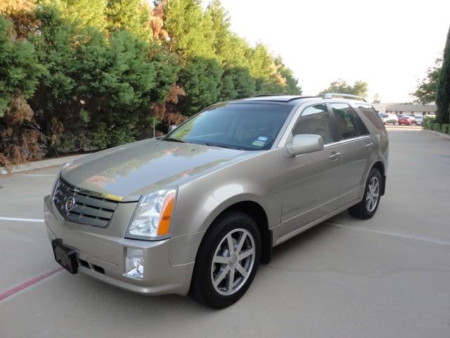 Cadillac SRX 2004 photo 1