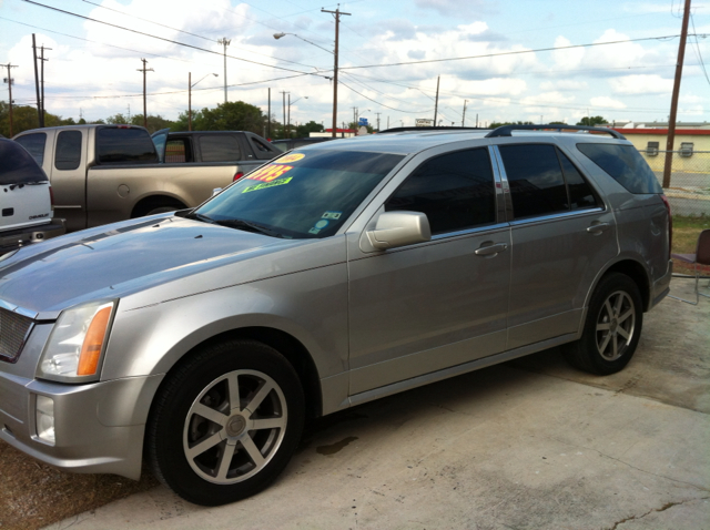 Cadillac SRX 2004 photo 3