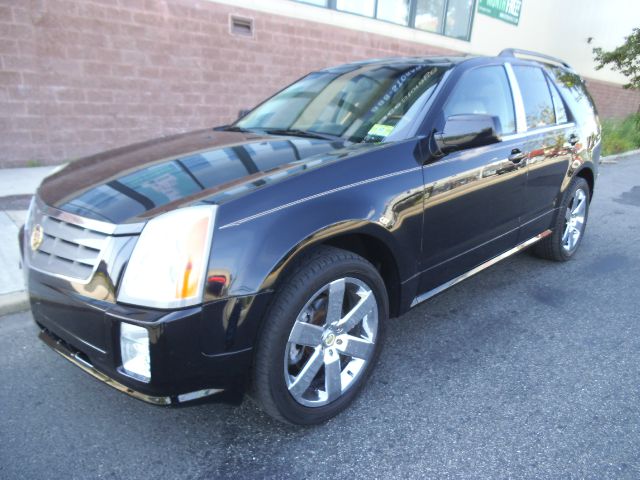 Cadillac SRX 2004 photo 1