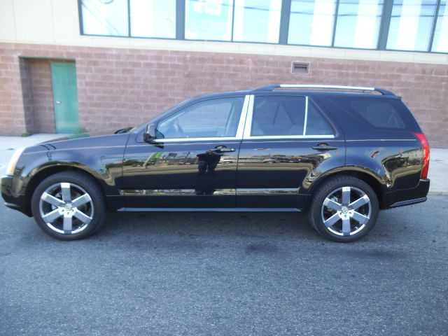 Cadillac SRX 2004 photo 3