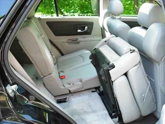 Cadillac SRX 2004 photo 1