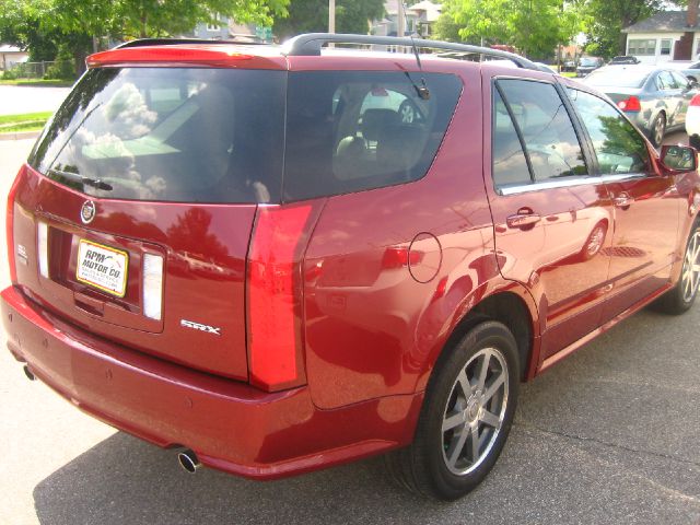 Cadillac SRX 2004 photo 1