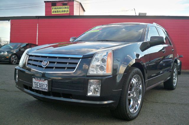 Cadillac SRX 2004 photo 4