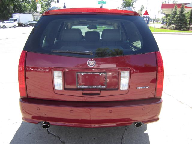 Cadillac SRX 2004 photo 2