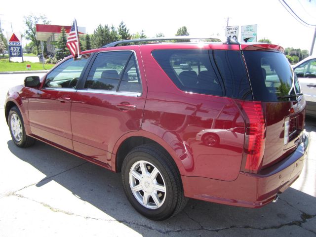 Cadillac SRX 2004 photo 4