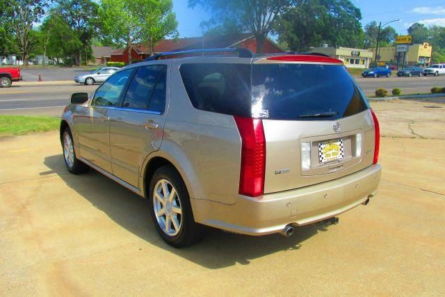 Cadillac SRX 2004 photo 2