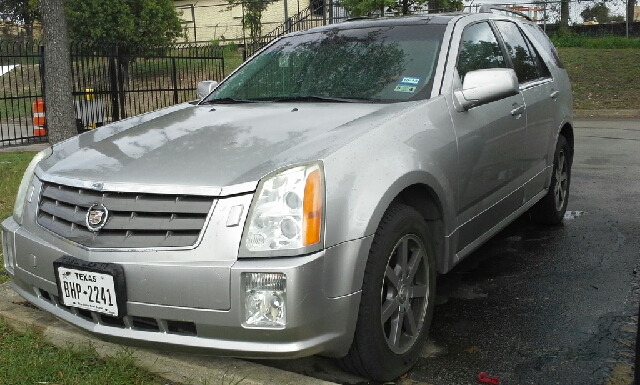 Cadillac SRX 2004 photo 3