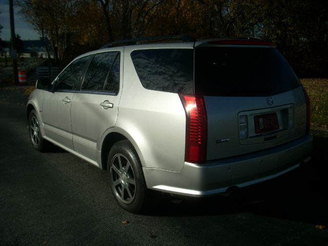 Cadillac SRX 2004 photo 1