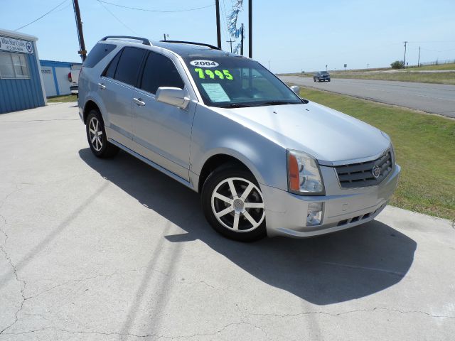 Cadillac SRX 2004 photo 1