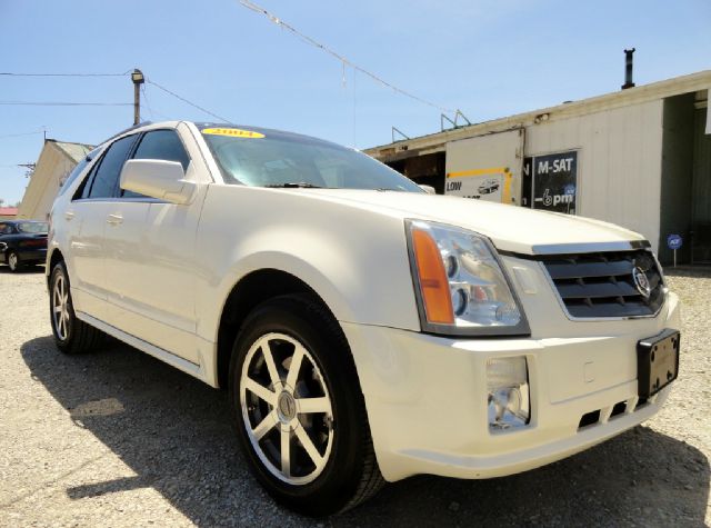 Cadillac SRX 2004 photo 14