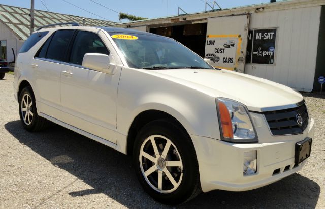 Cadillac SRX 2004 photo 15