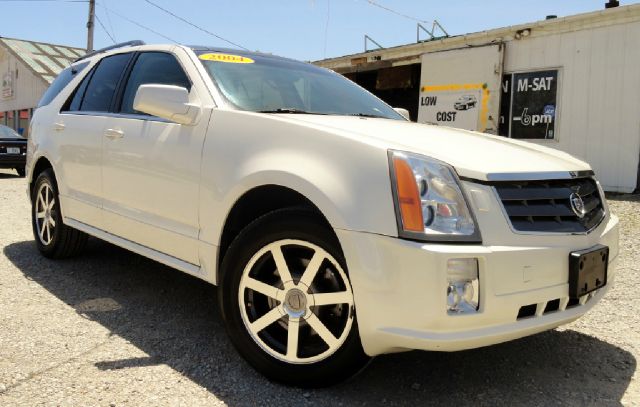 Cadillac SRX 2004 photo 20