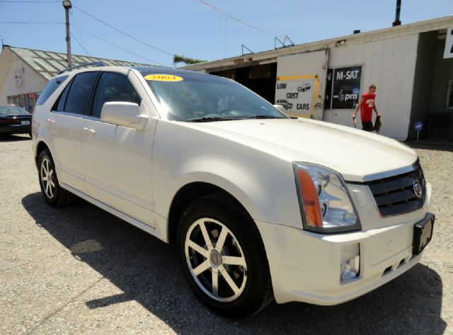 Cadillac SRX 2004 photo 4