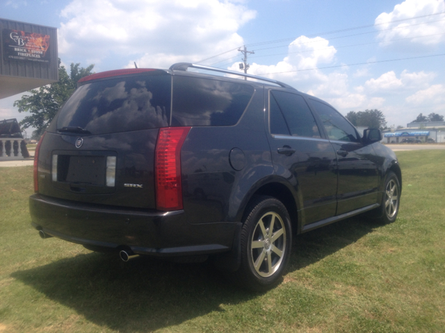 Cadillac SRX SE-R SUV