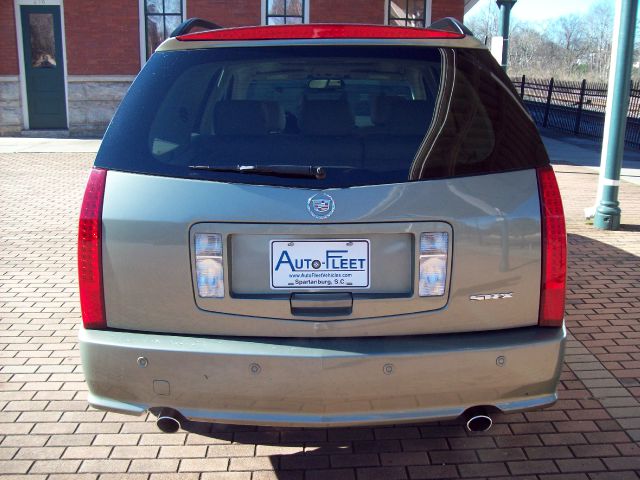 Cadillac SRX 2004 photo 1