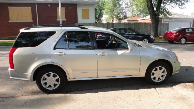 Cadillac SRX 2004 photo 15