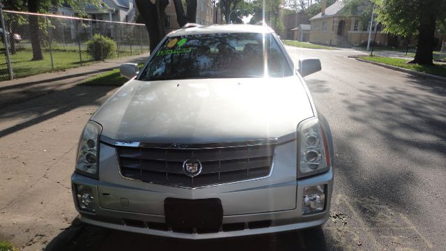 Cadillac SRX 2004 photo 16