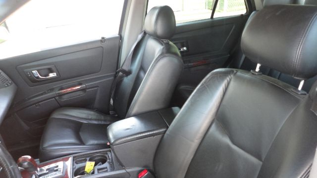 Cadillac SRX 2004 photo 8