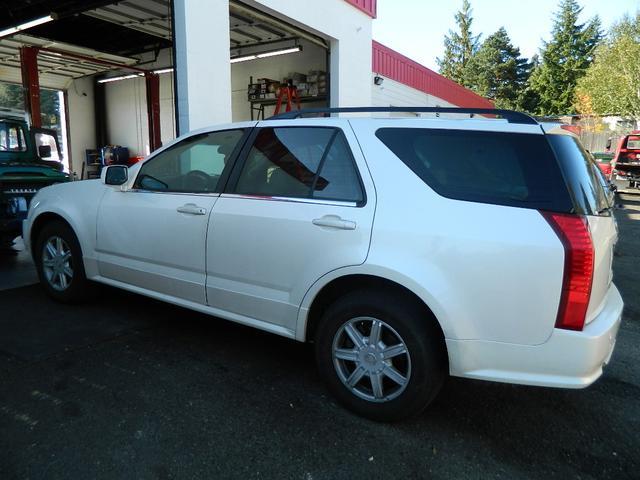 Cadillac SRX 2004 photo 1