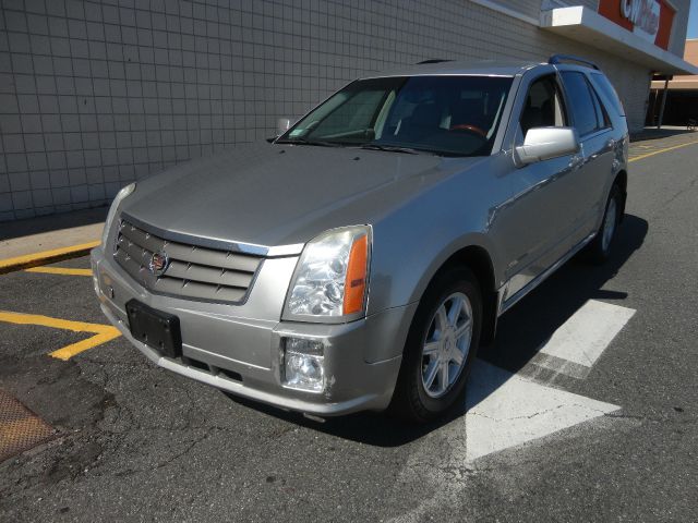 Cadillac SRX 2004 photo 3